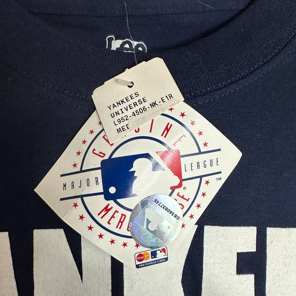 Yankees Universe Medium Navy Blue Tee New York MLB Lee Y2K Vintage NEW WITH TAGS - Picture 6 of 7